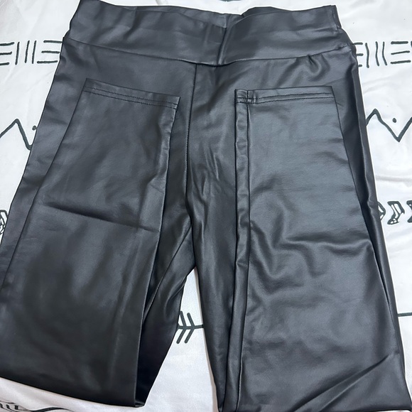 Black Faux Leather Leggings - Picture 2 of 4